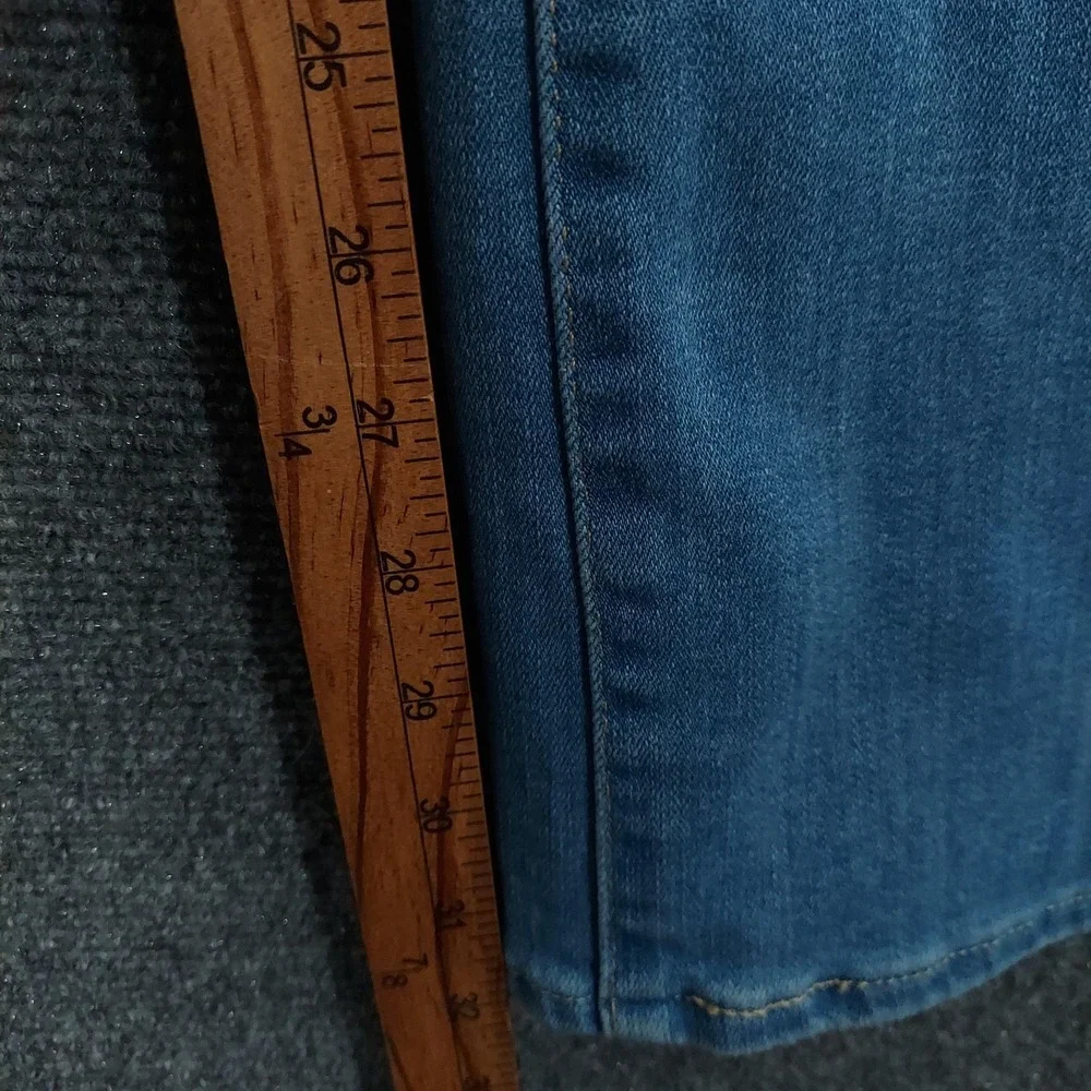 Levis brand levi